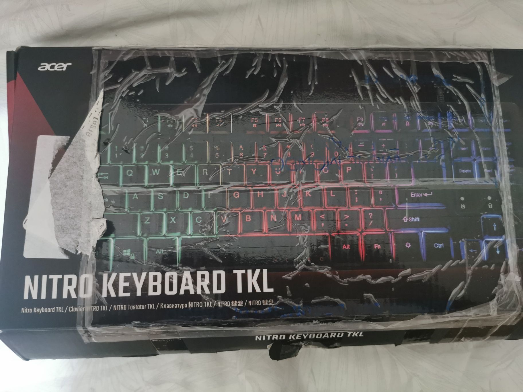 Tastatura mecanică Acer Nitro TKL gaming,