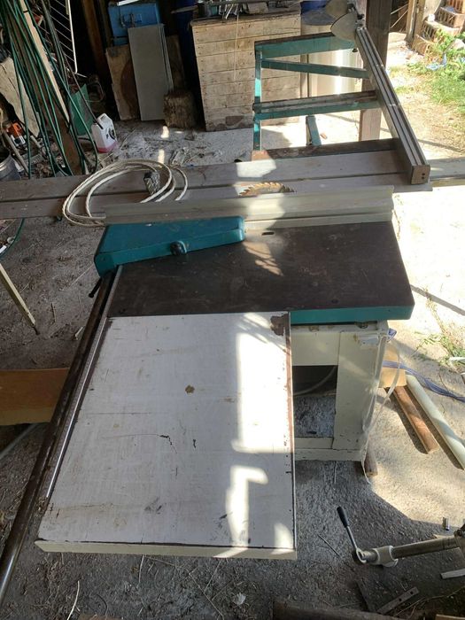 Циркуляр с подрезвач