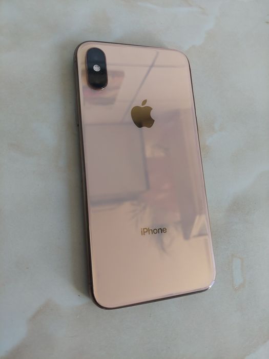 [Xs] Vând Apple iPhone Xs Gold impecabil dar care nu primește curent !