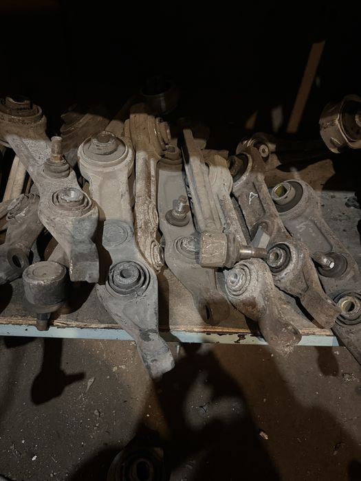 Носачи Mercedes E W211 и CLS W219 / Носач