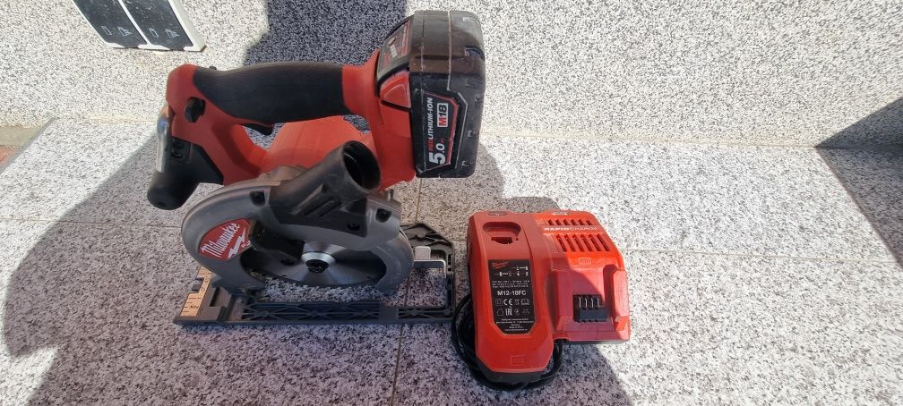 Circular Milwaukee M18 CCS 55 nou