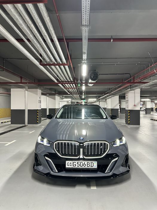 BMW i5 M35L 2024