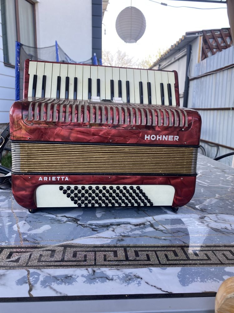 Hohner Arietta 72 de basi