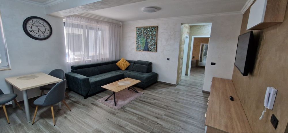 Inchiriez apartament de lux 2camere zona Braytim