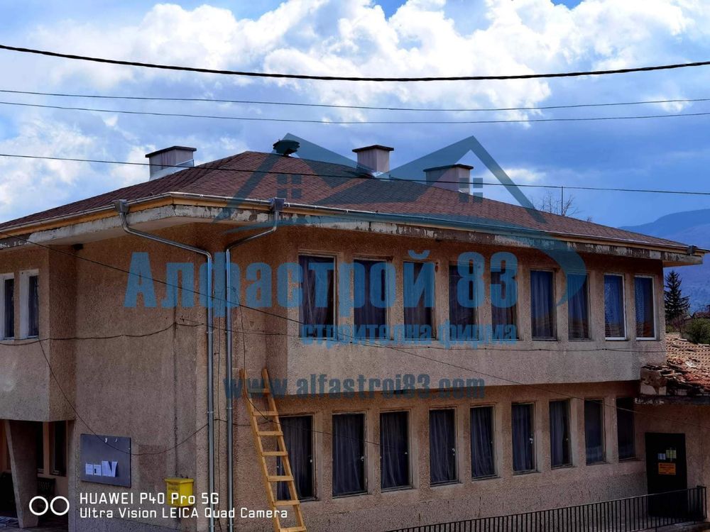 Ремонт на покриви Навеси Беседки Хидроизолация Смяна на Олуци Ихтиман