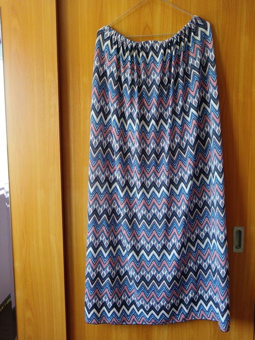 Vând Fustă Damă Lungă Mărimea XL -XXL