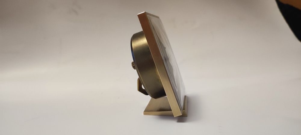 SWIZA 8 7J дневен