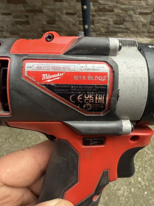 Акумулаторен винтоверт Milwaukee