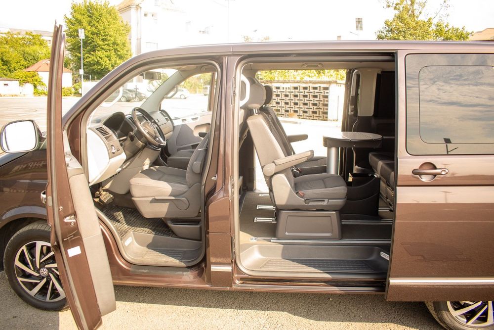 VW Multivan T5 facelift 2013