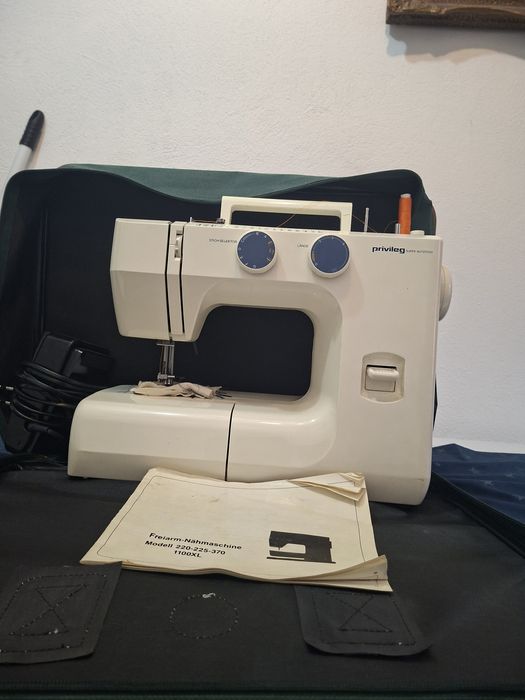 Masina de cusut Privileg super