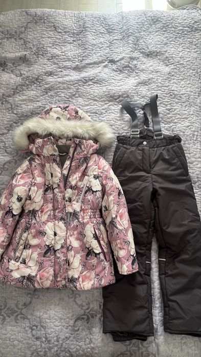 Продам комплект на девочку