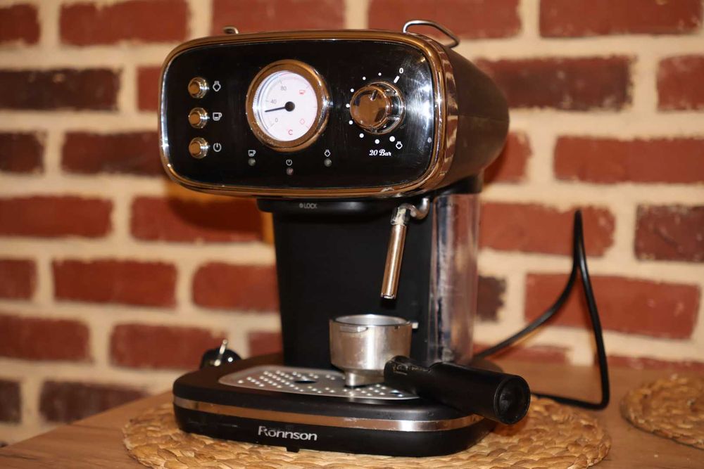 Кафе машина Rohnson
