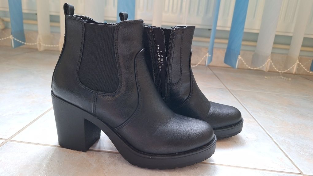 Botine 36 Deichmann Graceland