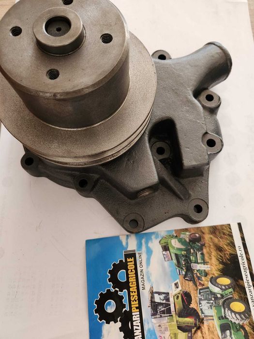 Pompa apa combina John Deere 1065, 1075, 1174, 2940, 3040, AR65965