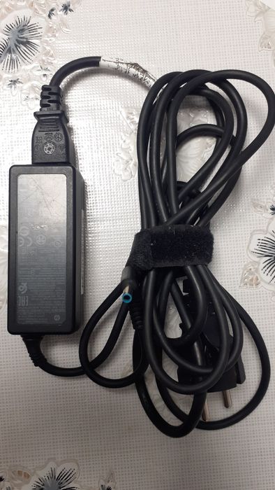 Incarcator laptop HP original mufă albastră cu pin central 19.5V 2.31A