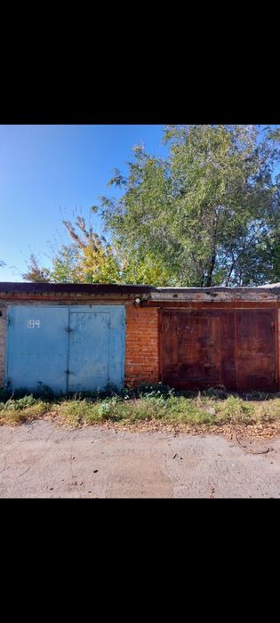 Продам 2 Гаража Восток
