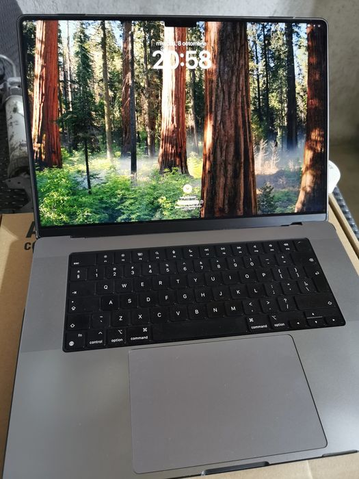 Macbook Pro M1 pro 16" 2021