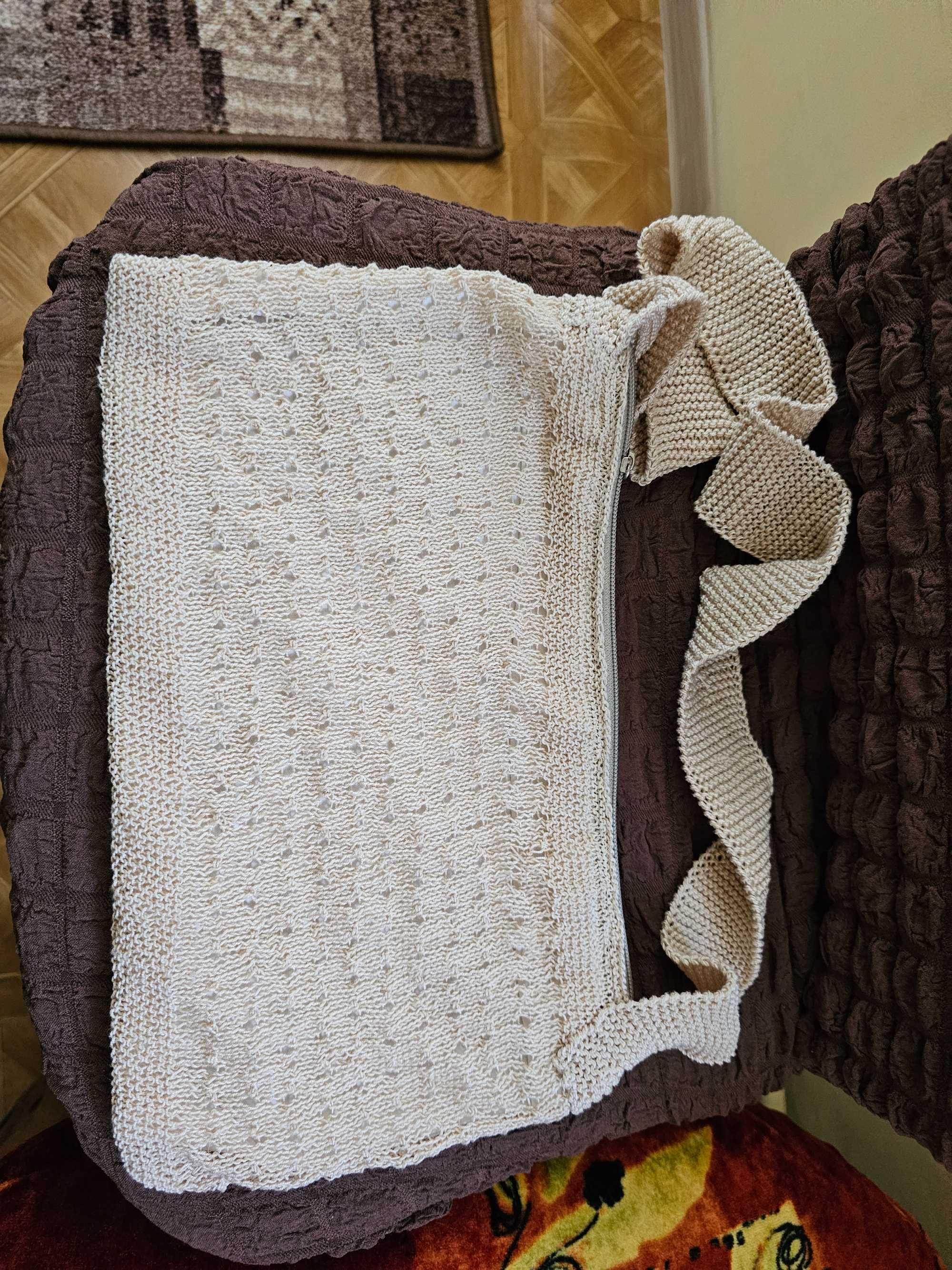 Ръчно плетена чанта на две куки