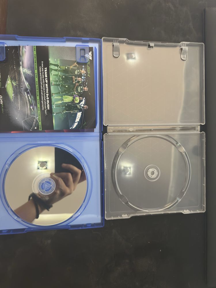 EAFC (FIFA) 25 PS 5 диск + метална кутия