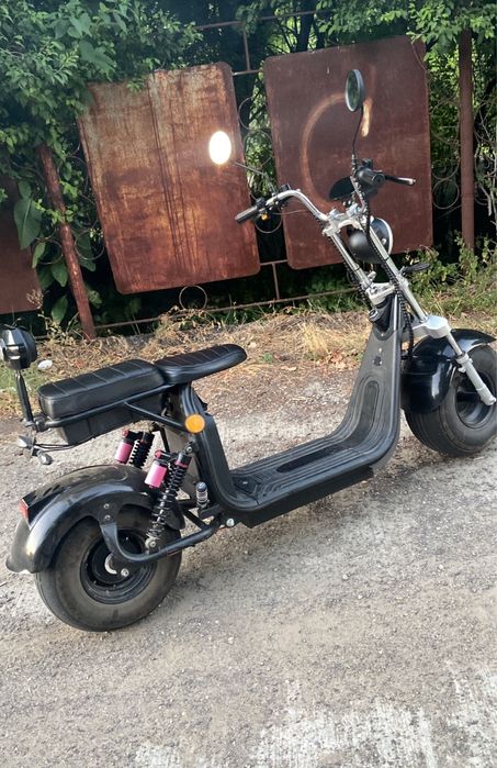 Vand scuter electric