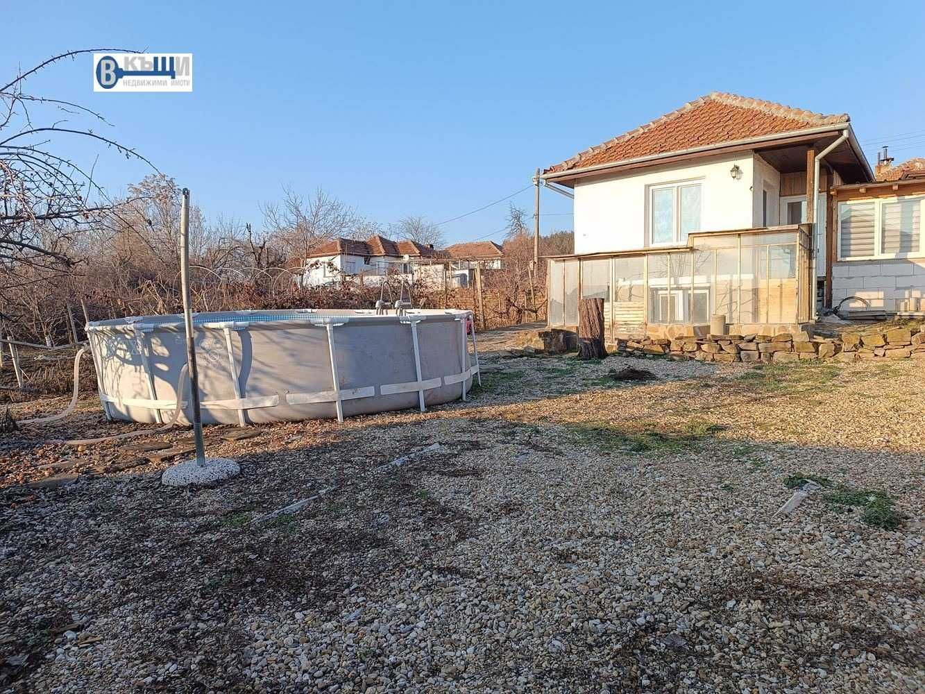 Реновирана къща в село Добри дял