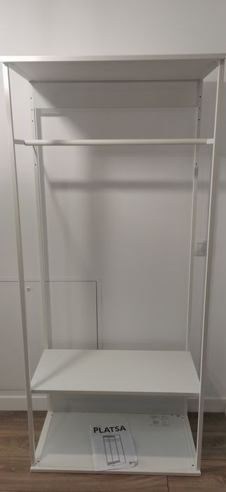 Cuier Ikea ca nou