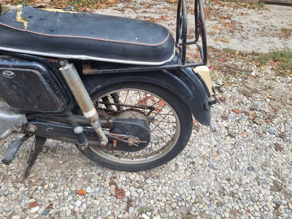Motoreta mobra 50 super comunista