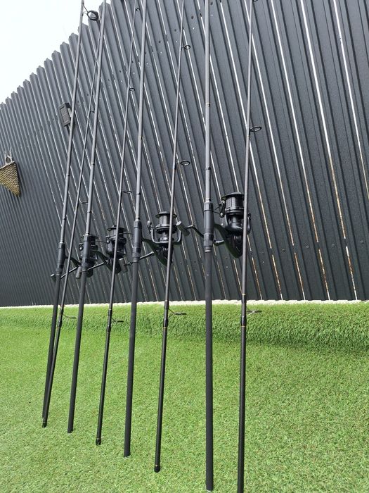 Set 4 lansete cu 4  mulinete