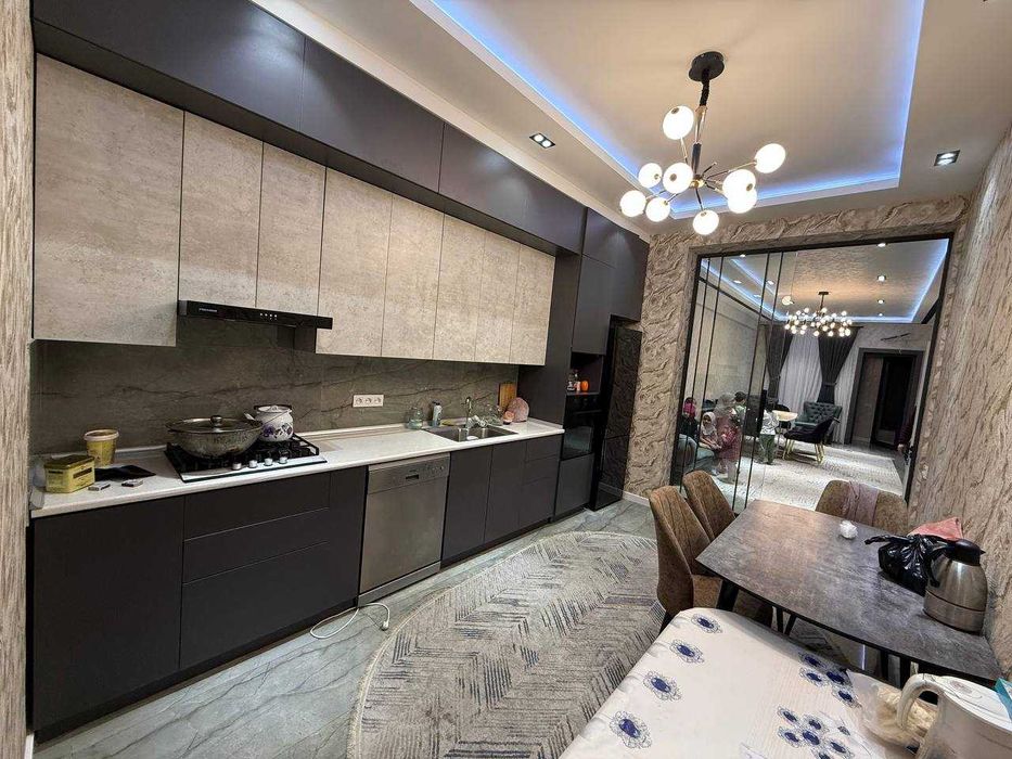 Мирабодда 2 сотихли, 4 қаватли евро коттеж сотилади Файзиобод кўчасида