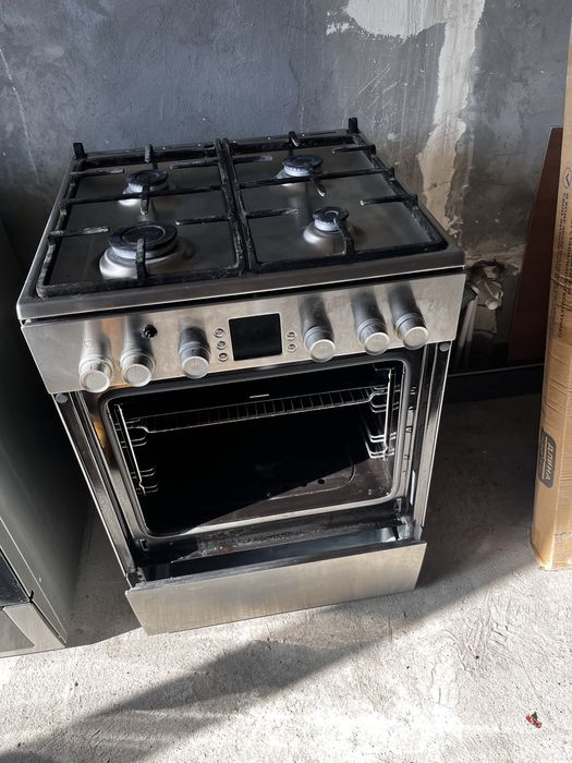 Продам газовую плиту Bosch