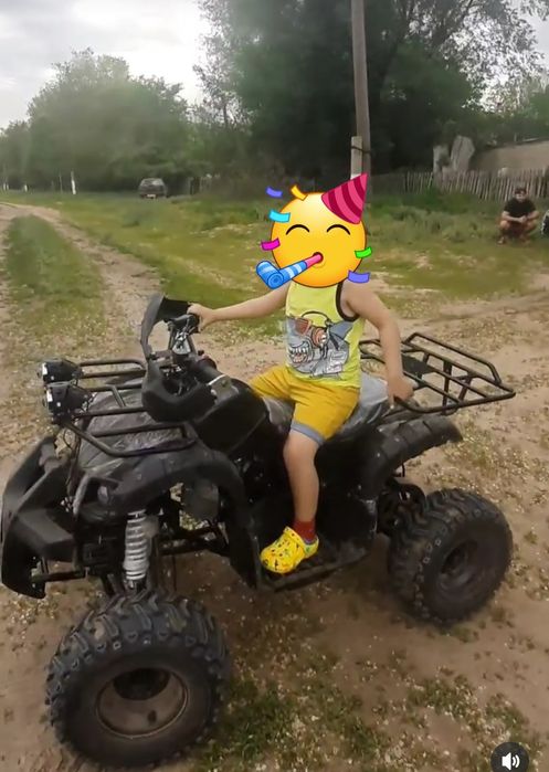 Продам срочно Квадроцикл бенщиновый