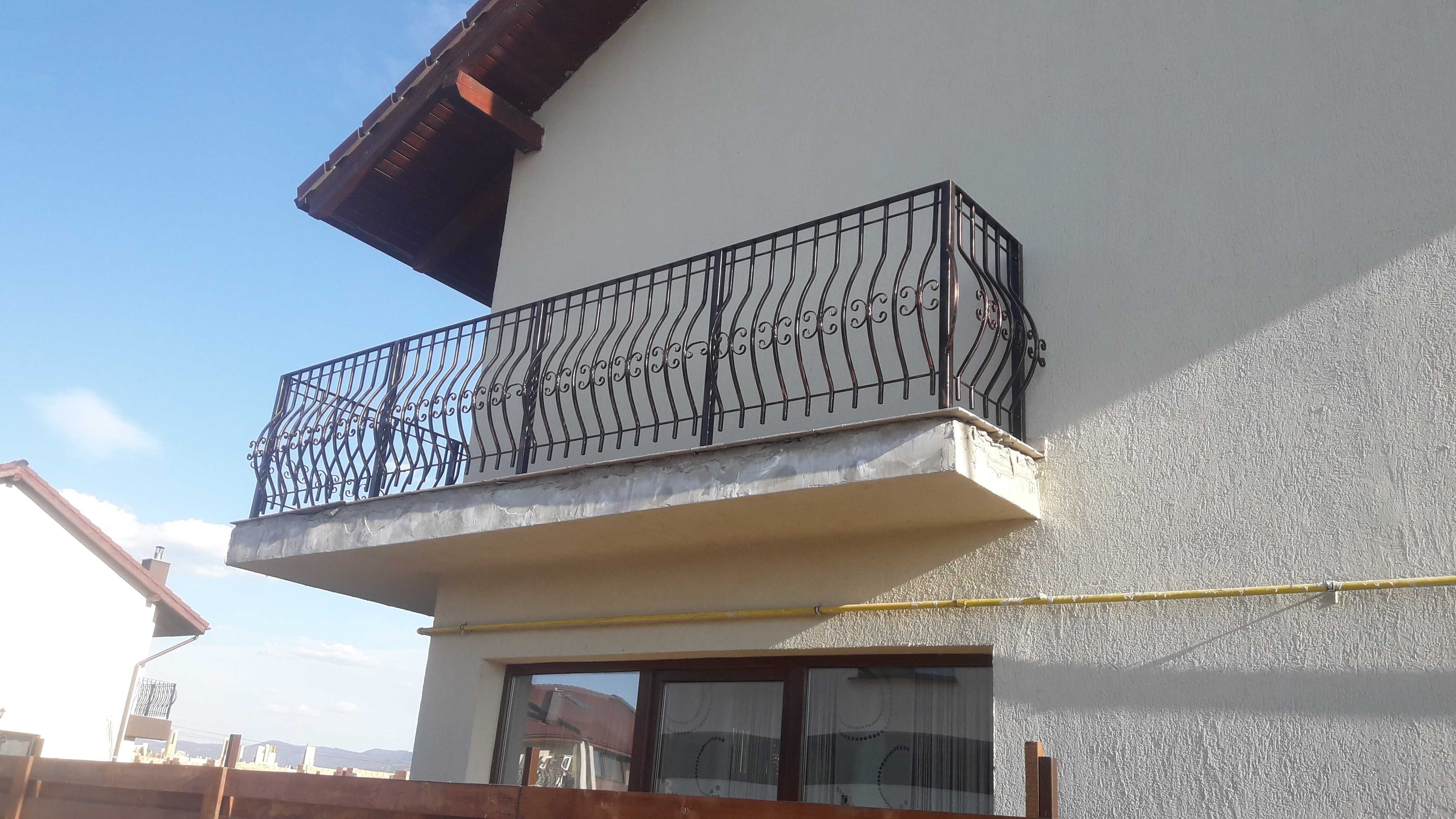 Porți, balustrade interioare si exterioare