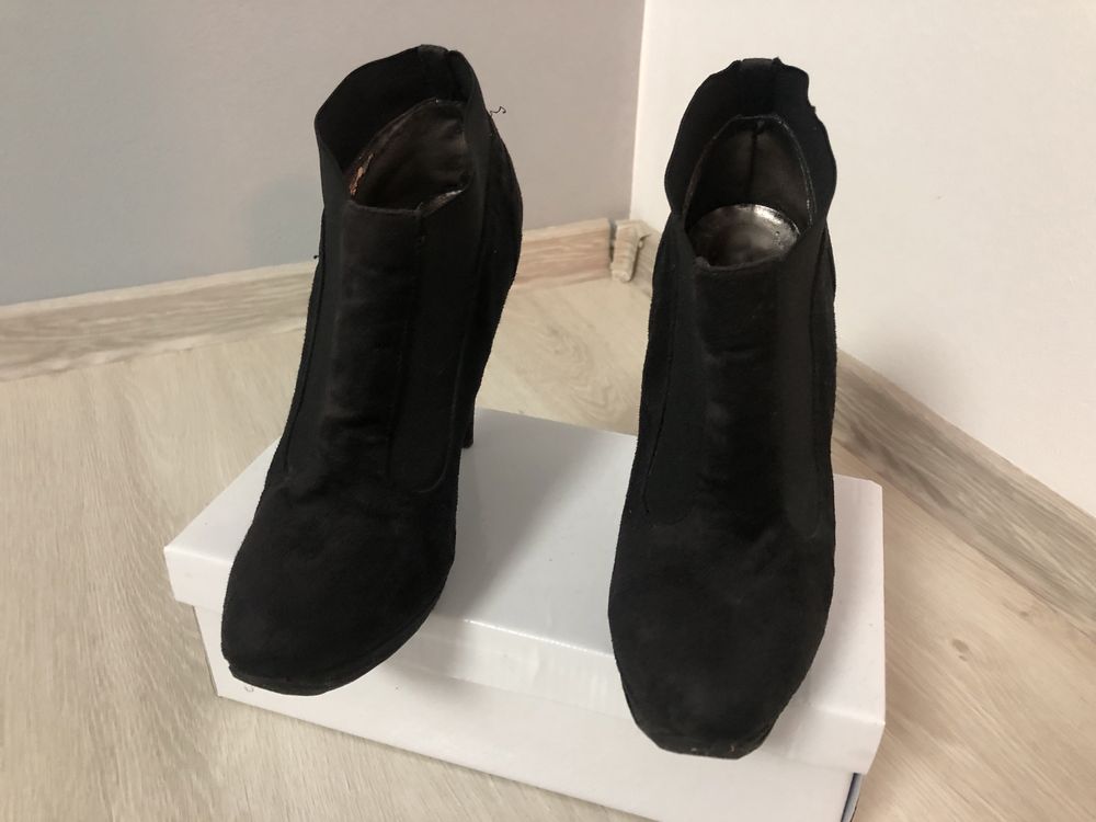 Botine Elga Piele intoarsa