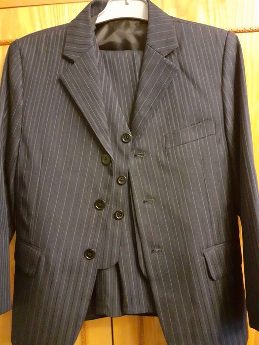 Vand costum baiat 7-9 ani