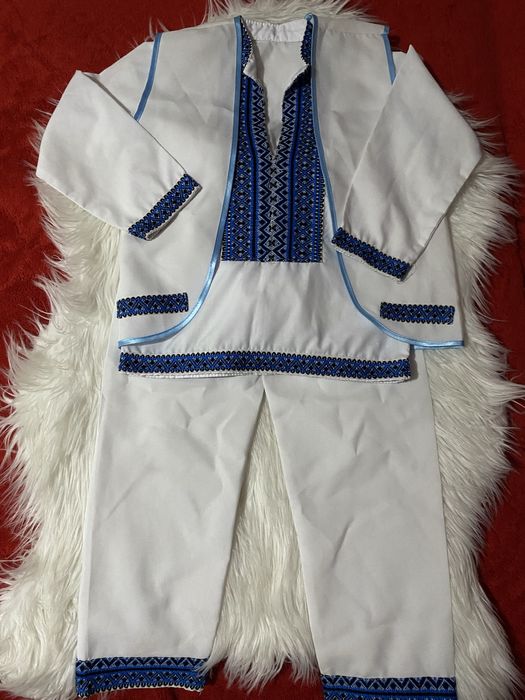 Ie baieti,purtata dar in stare foarte buna