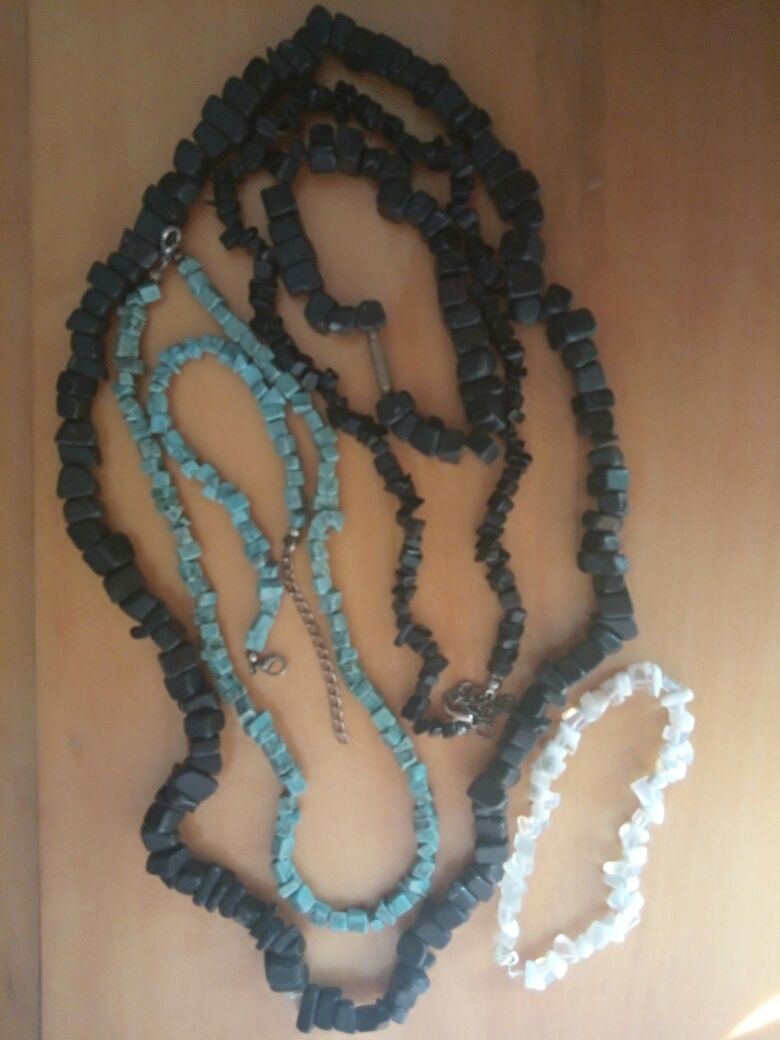 Set agate turcoaz,negru,alb