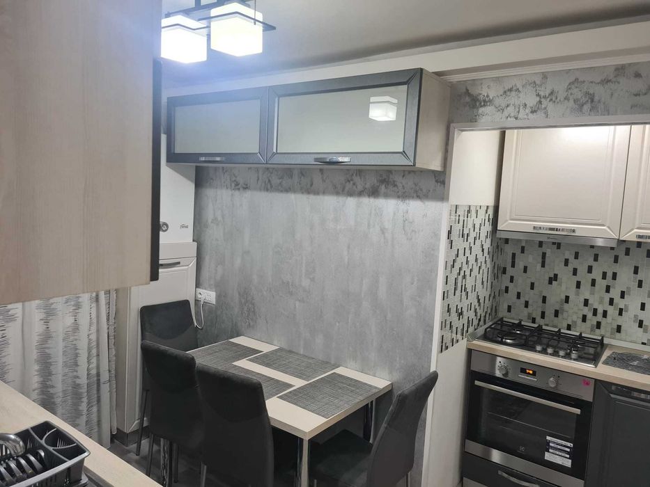 Ofer spre inchiriere apartament 3 camere