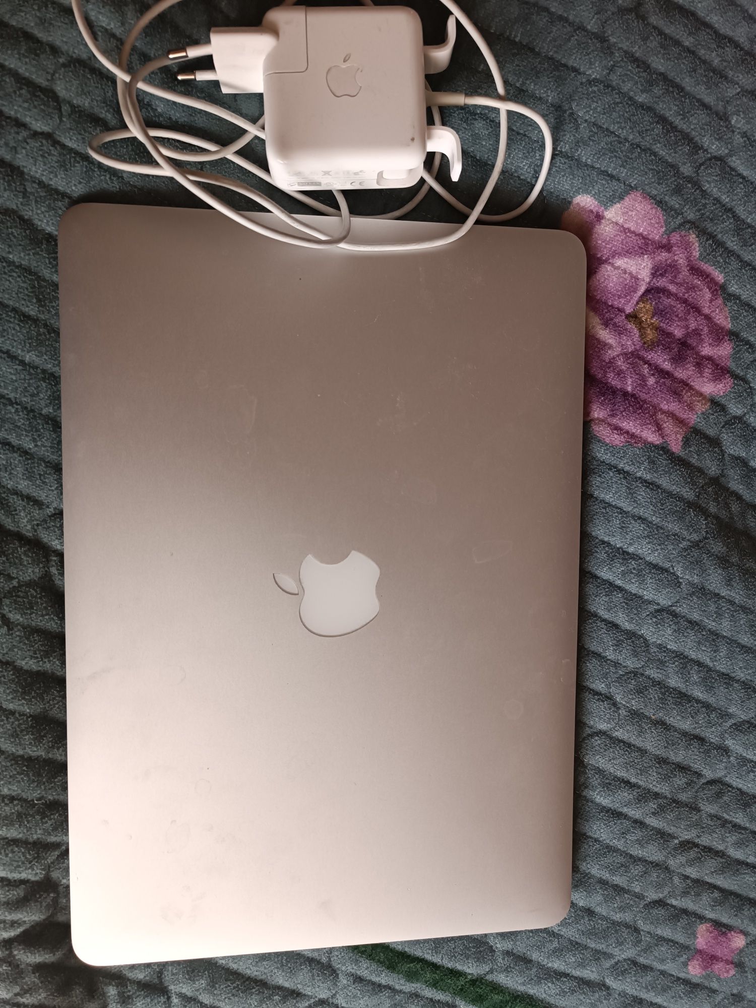 MacBook Air (13 дюйм., 2017 г.)