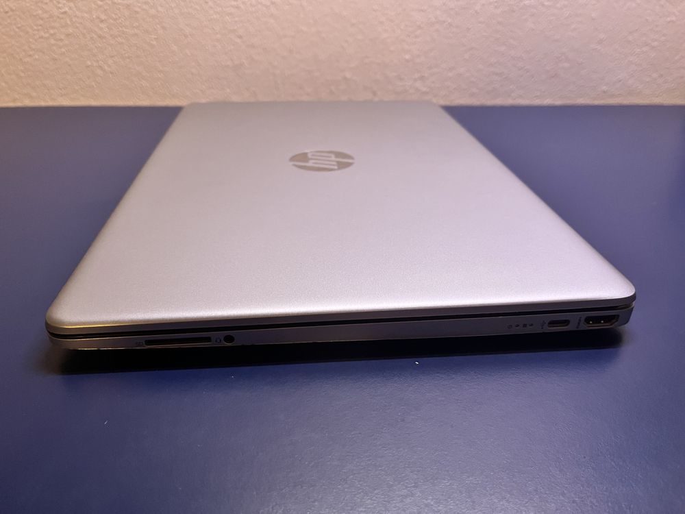 Laptop hp, culoare natural silver