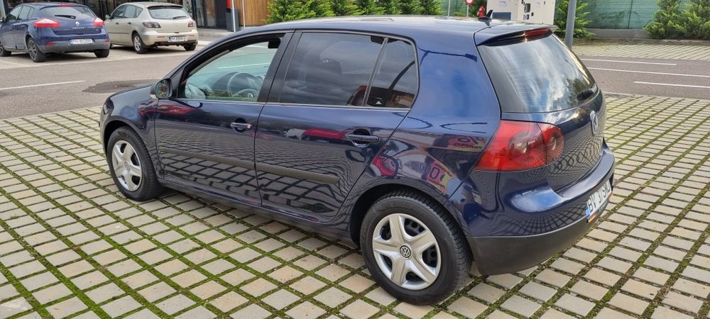 Vând Vw Golf 5 1.9 diesel