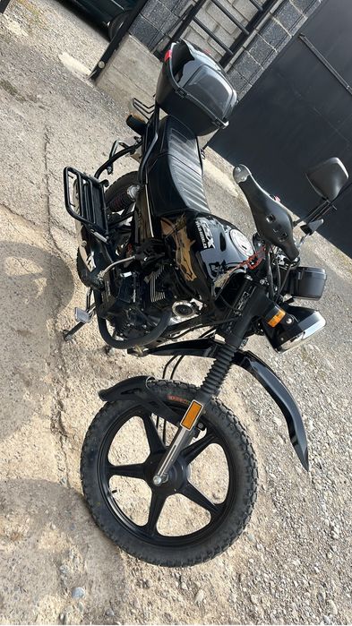 Мотоцикл  SUSUKI …