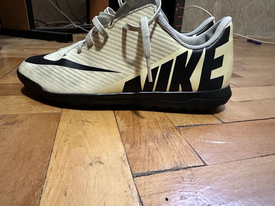Vand Adidasi Nike MERCURIAL marimea 38