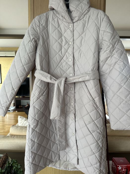 Ново яке в екрю с качулка