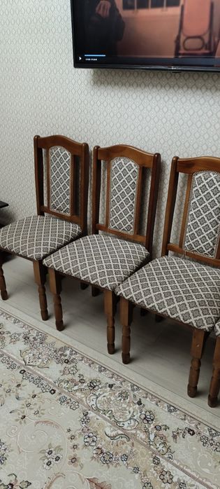 Срочно продам стулья