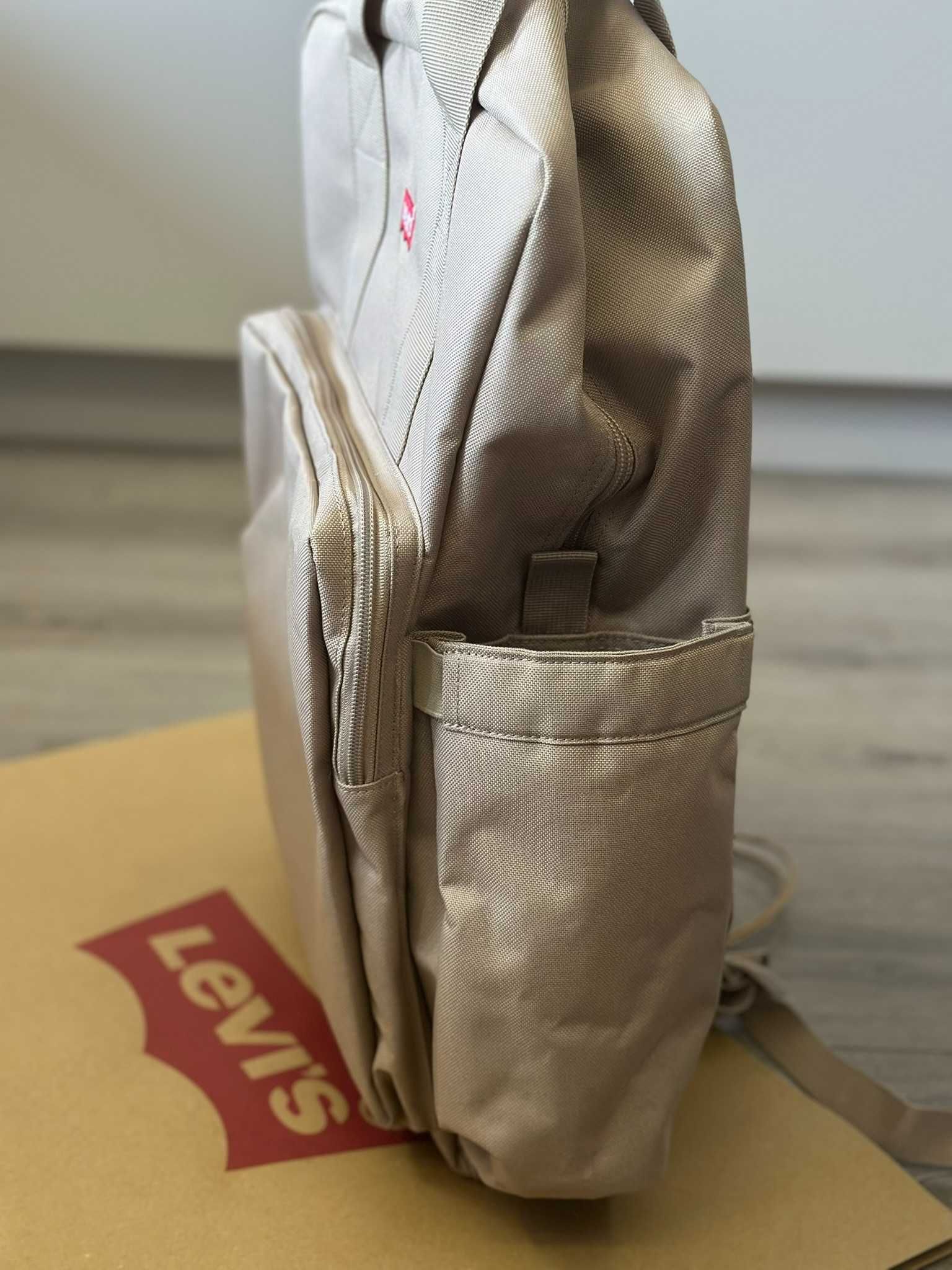 Нова мъжка чанта Levi`s / Levis -идеална за подарък unisex