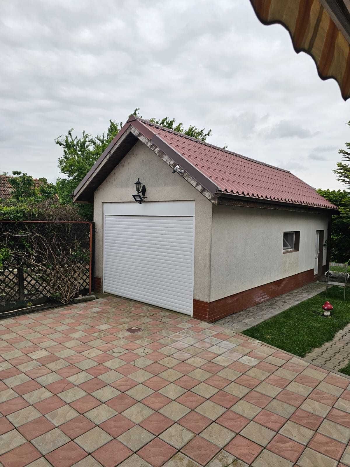 Casa 200 mp,teren 830 mp,3 dormitoare,3 băi–Amara, jud. Ialomița