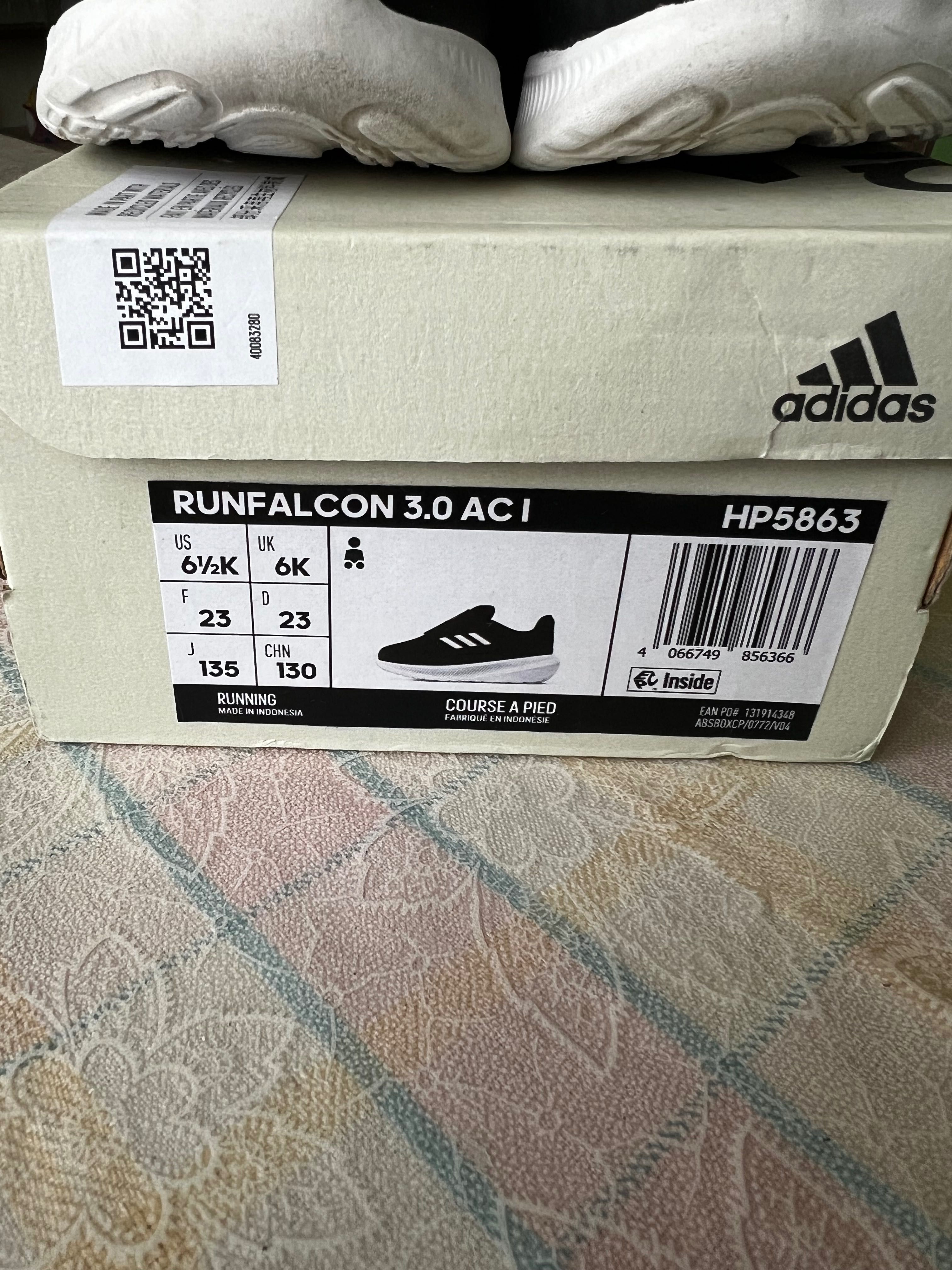 Детски маратонки adidas runfalcon