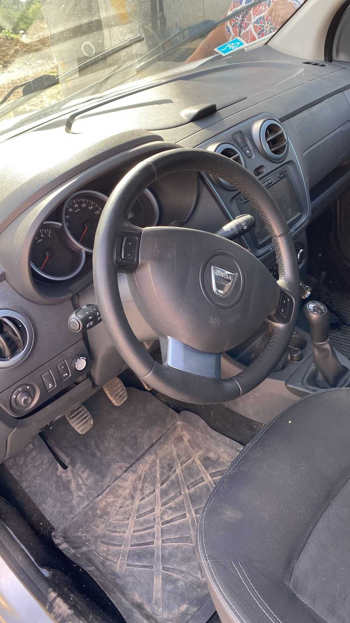 Dezmembrez Dacia Lodgy 2015 1.2 tci  stepway