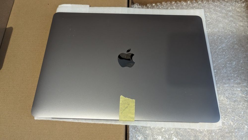 Верхняя крышка дисплея A2179 MacBook Air 2020 Space Gray
