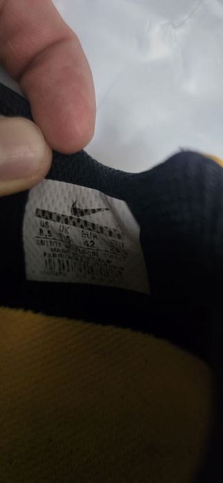 Nike orginal madi in vetnam 42 razmer